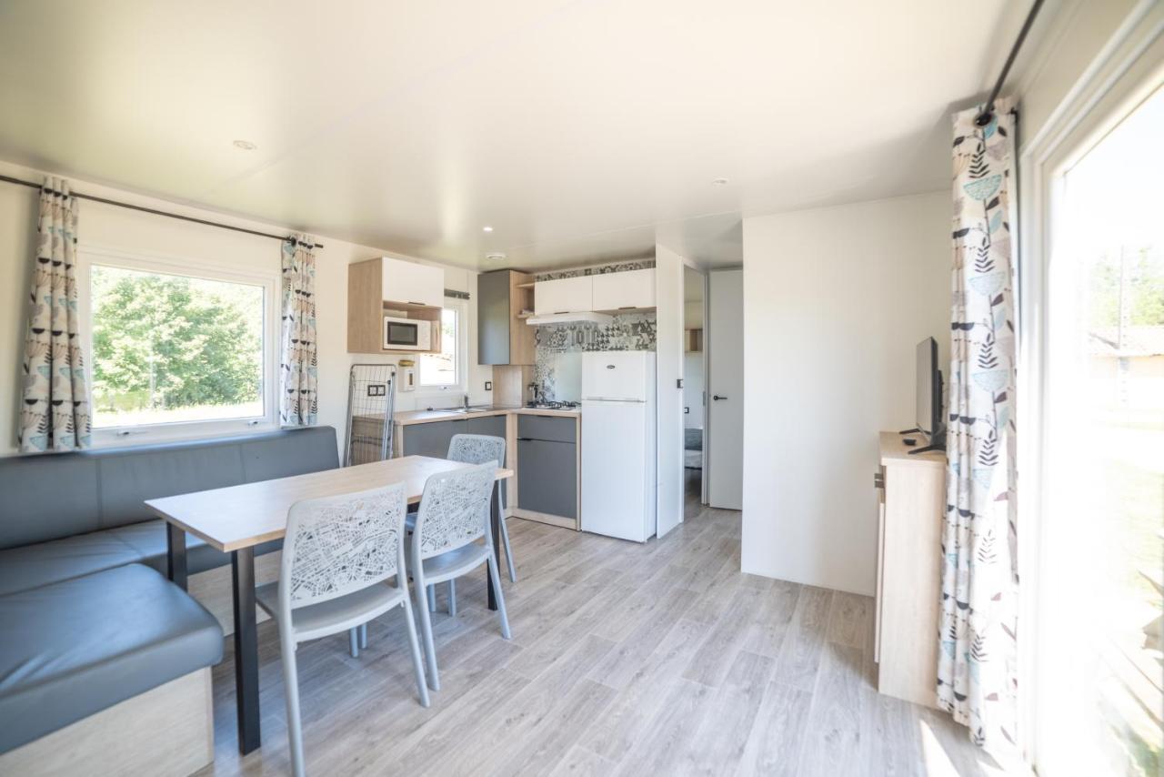 Camping Du Sevron Saint-Etienne-du-Bois  Luaran gambar