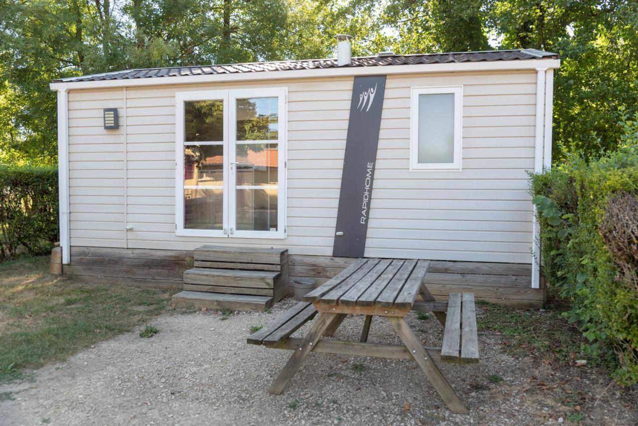 Camping Du Sevron Saint-Etienne-du-Bois  Luaran gambar