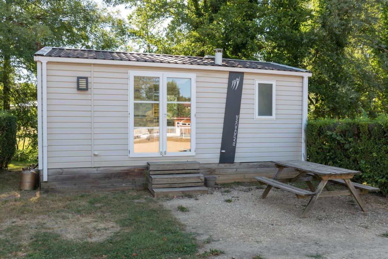 Camping Du Sevron Saint-Etienne-du-Bois  Luaran gambar