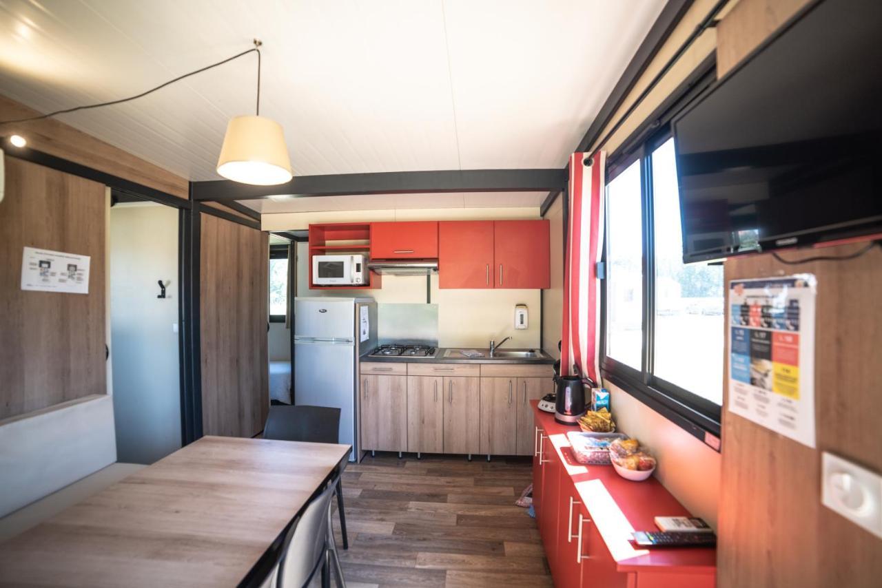 Camping Du Sevron Saint-Etienne-du-Bois  Luaran gambar