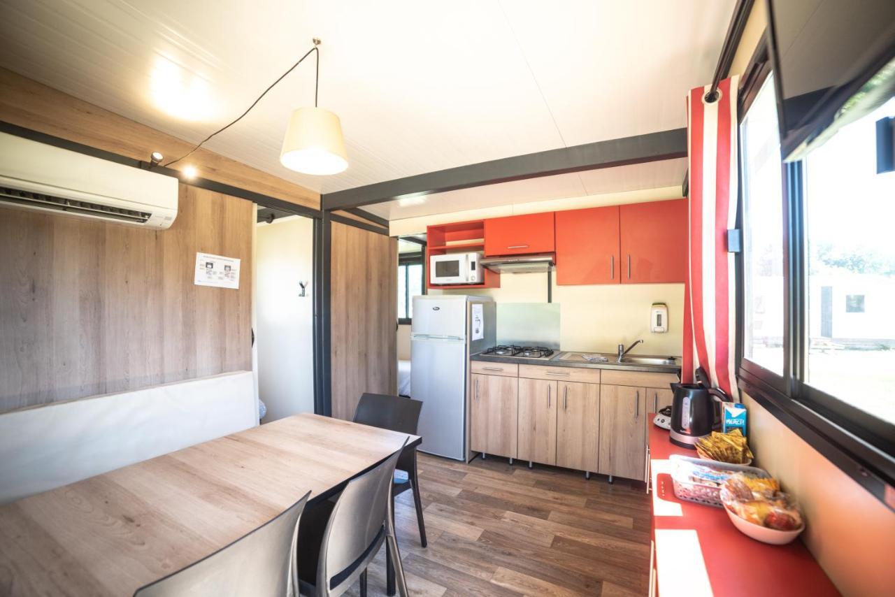 Camping Du Sevron Saint-Etienne-du-Bois  Luaran gambar