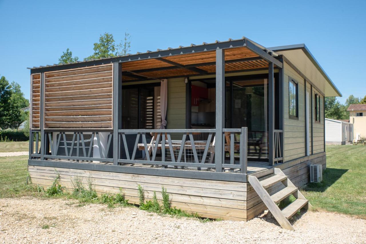 Camping Du Sevron Saint-Etienne-du-Bois  Luaran gambar